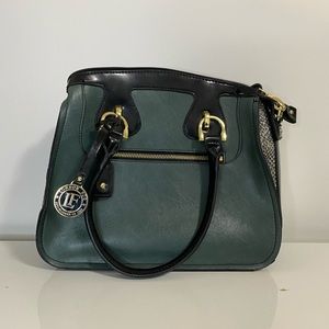2/45$ London fog bag like new